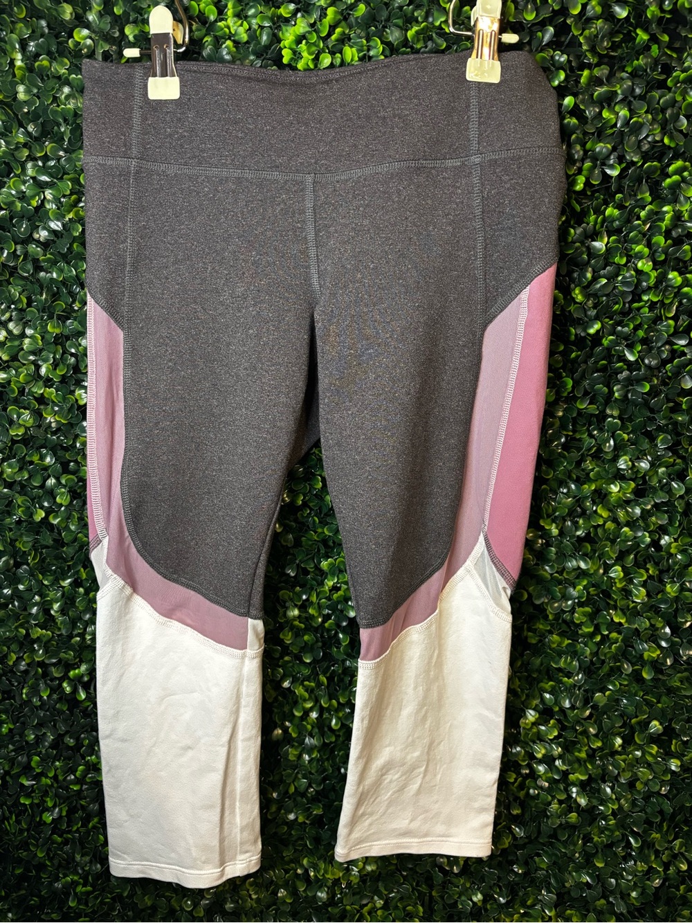 Alo Colorblock Athletic Leggings — Charcoal, Mauve & Cream
